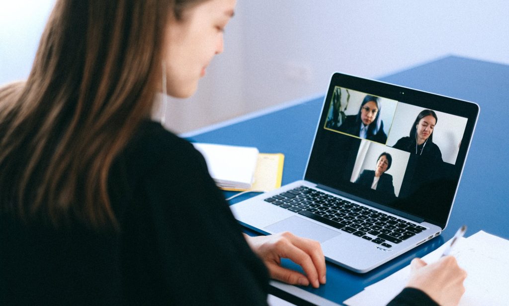 Software de gestión de formación online para el sector bancario